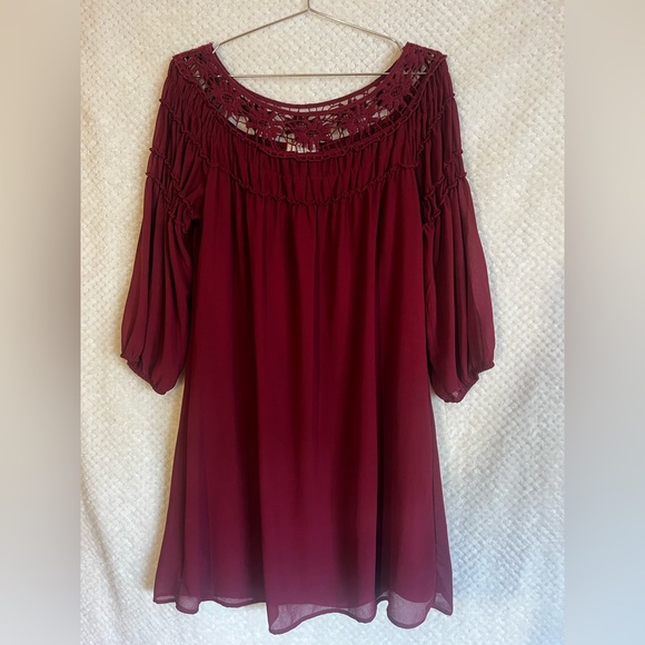 Halo Dresses & Skirts - Halo Womens Dress Maroon Floral Crochet Dress Flowy Sz Medium